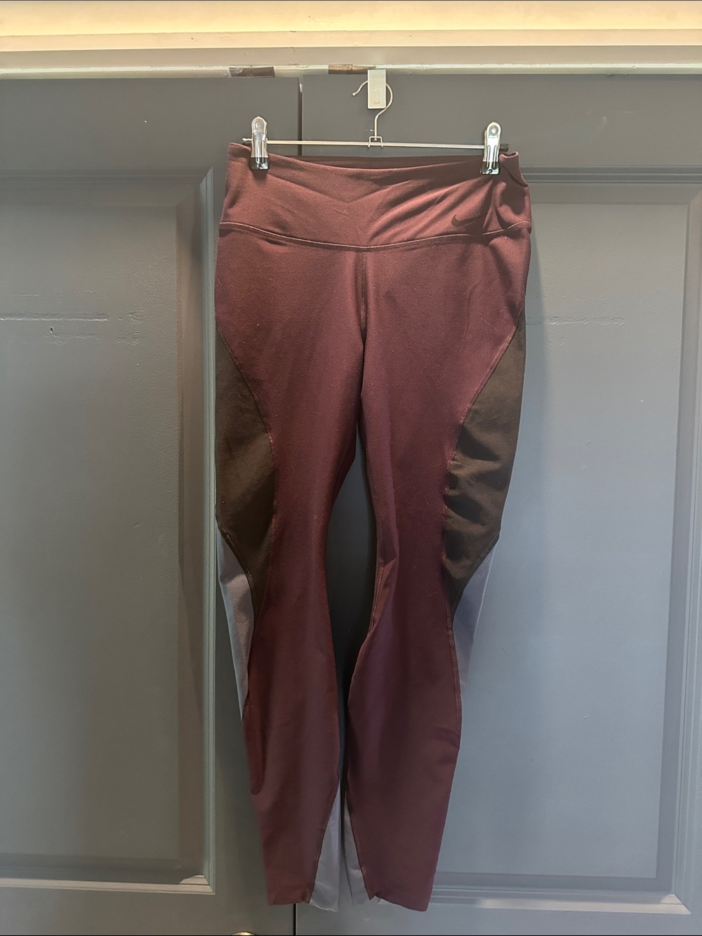 Nike Maroon and Black High-Waist Performance Leggings